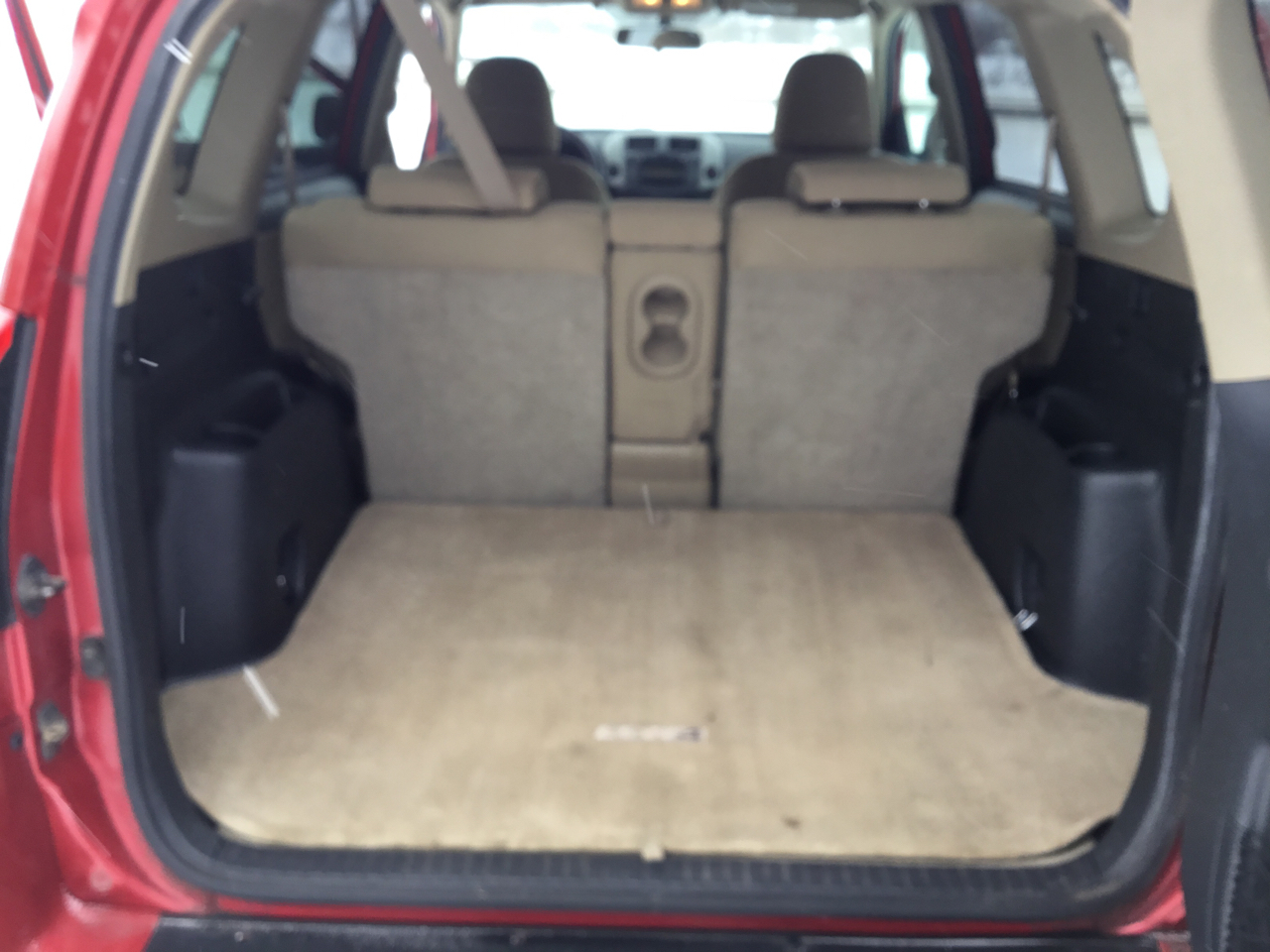 Toyota RAV4 Base I4 4WD 2011