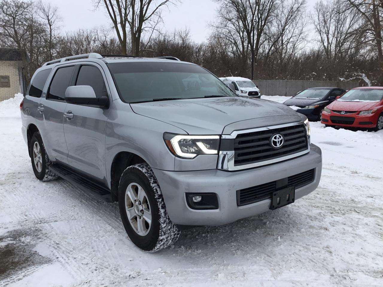Toyota Sequoia SR5 5.7L 2WD 2019