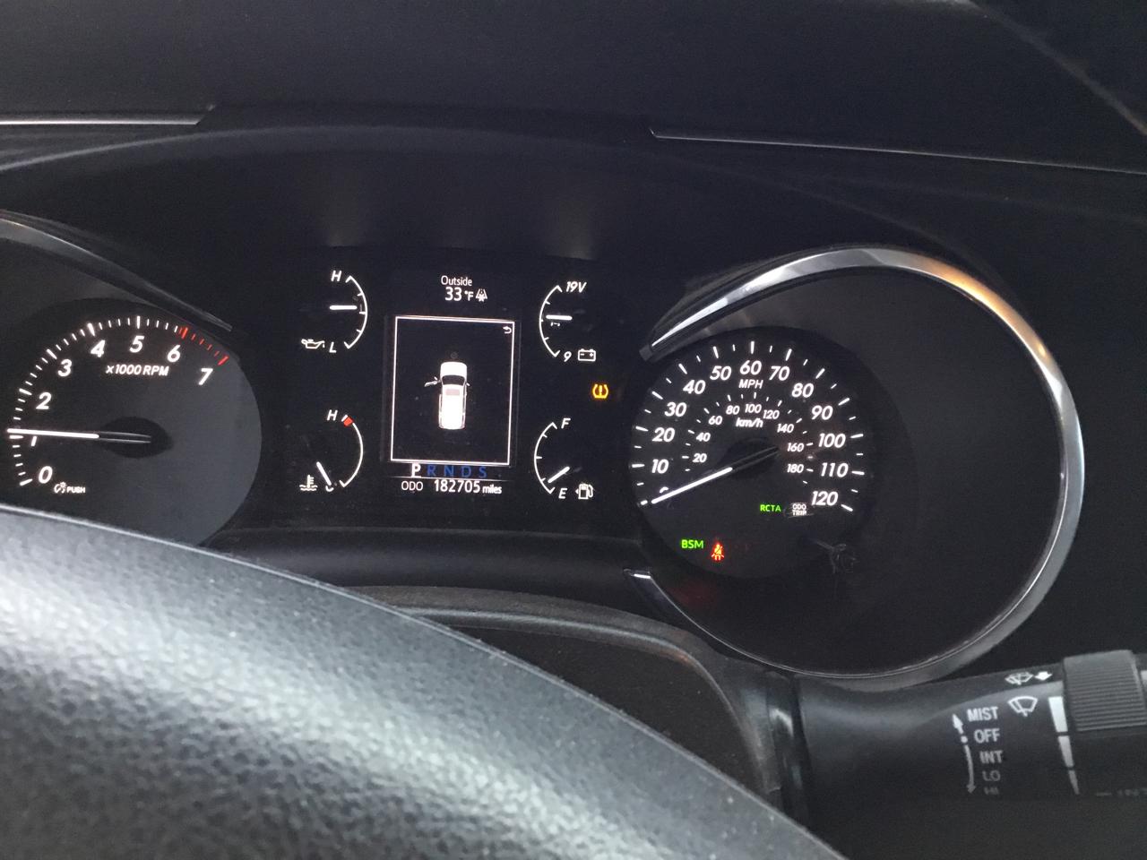 Toyota Sequoia SR5 5.7L 2WD 2019