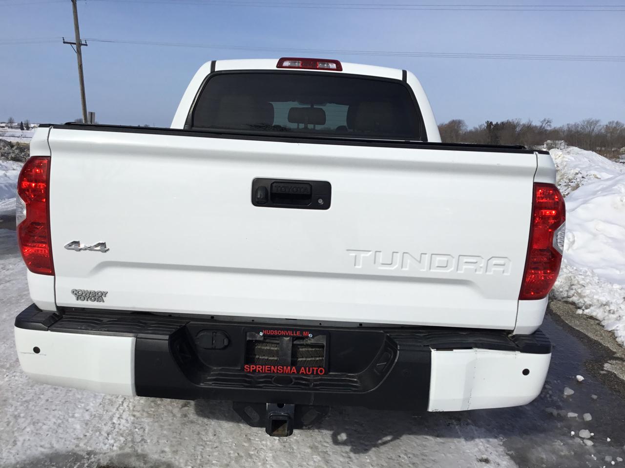 Toyota Tundra Limited 5.7L FFV CrewMax 4WD 2017