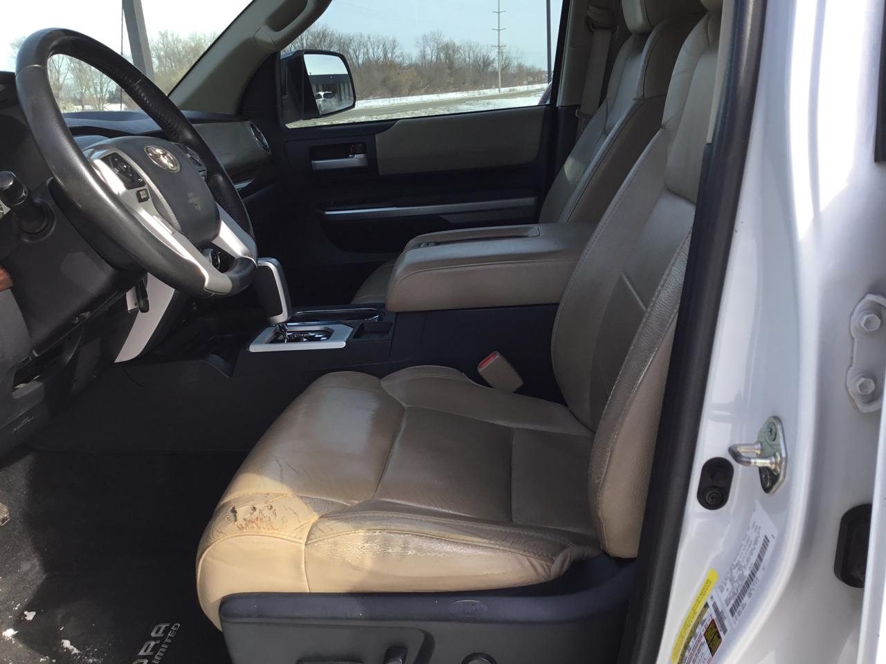 Toyota Tundra Limited 5.7L FFV CrewMax 4WD 2017