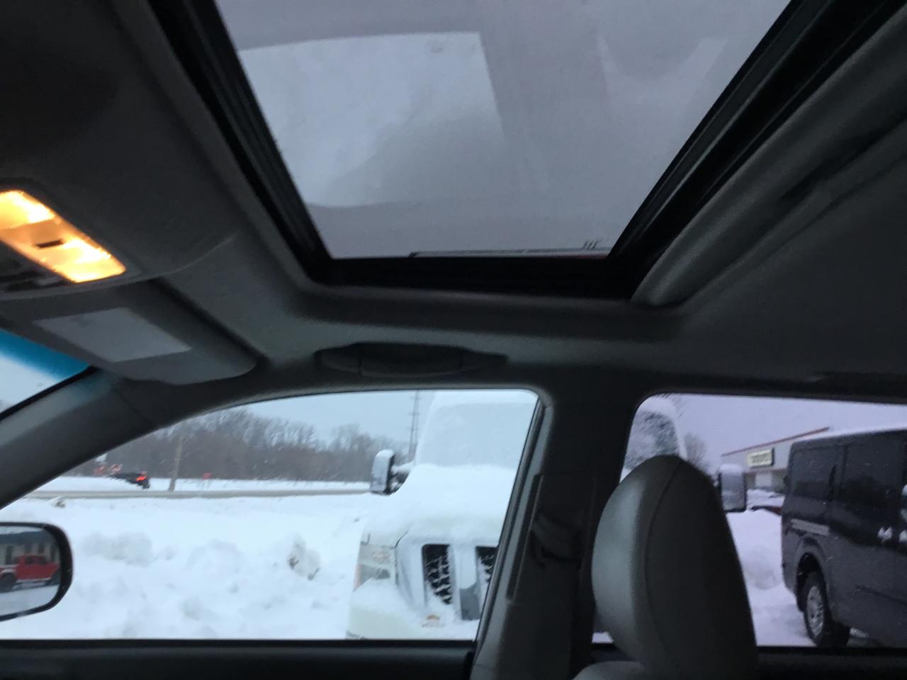 Toyota Highlander Plus 4D SUV 4X4 2013