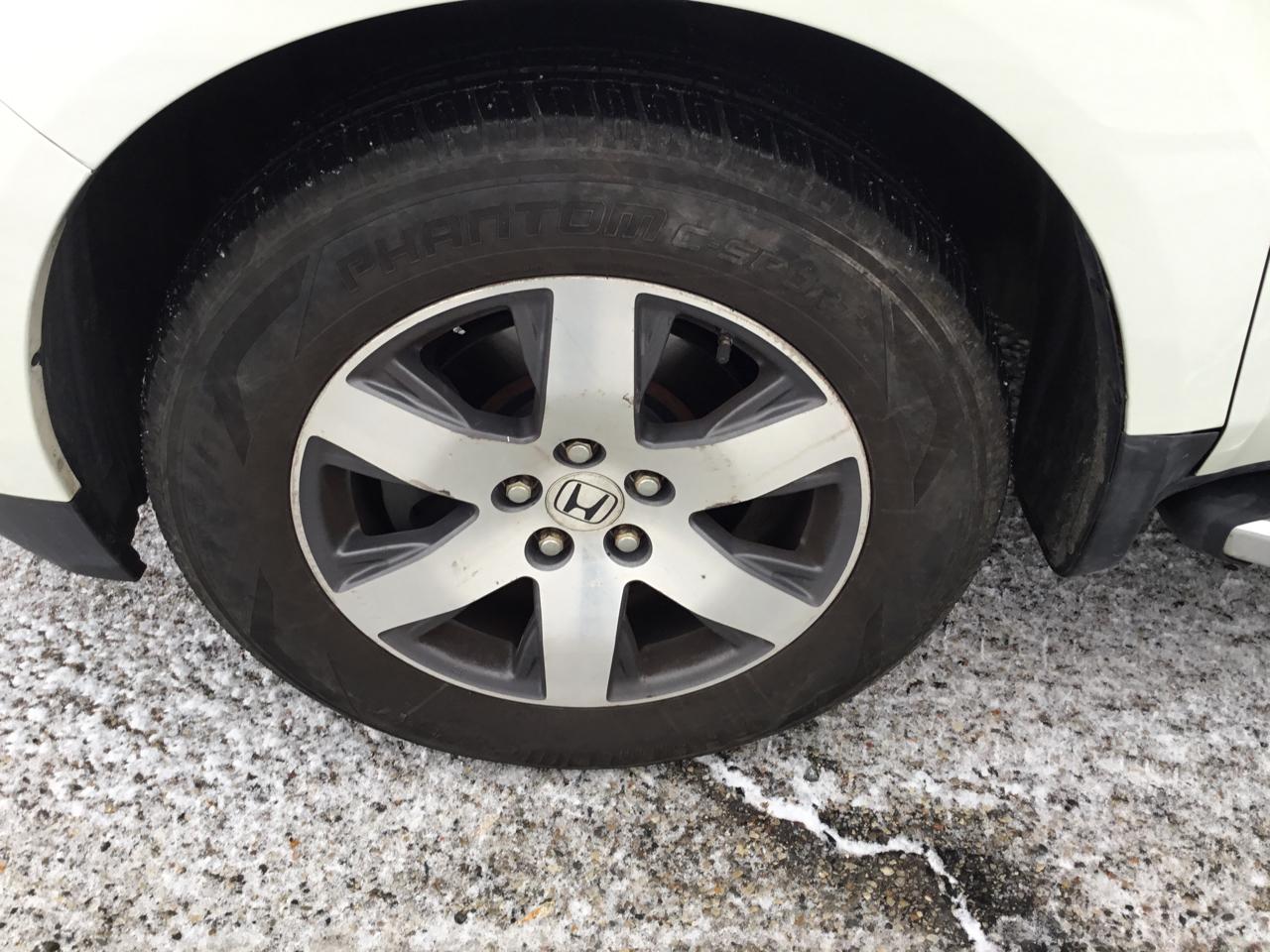 Honda Pilot Touring 2WD 5-Spd AT with DVD 2013