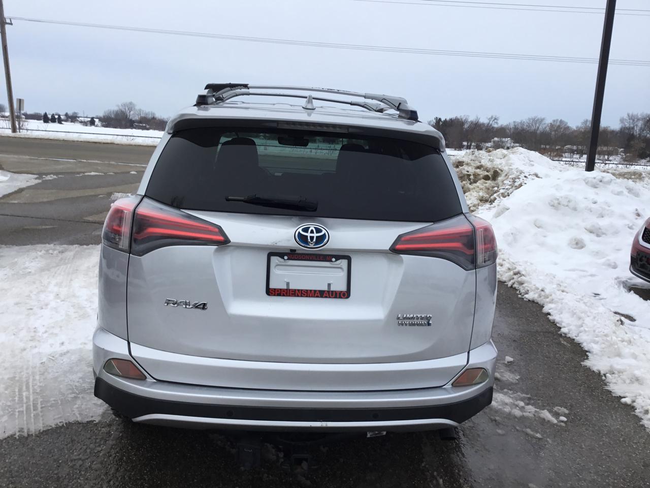 Toyota RAV4 Hybrid Limited 2016