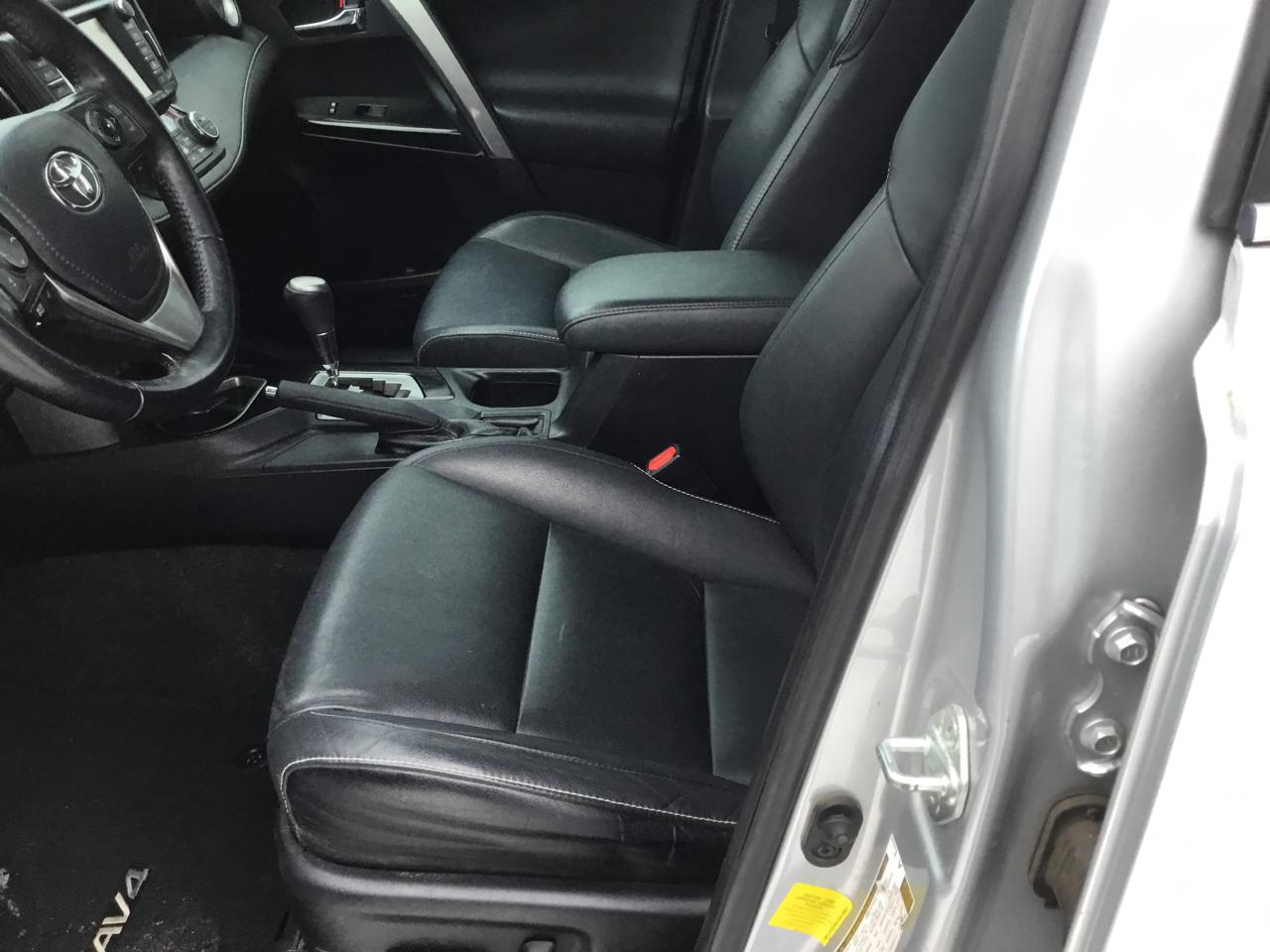 Toyota RAV4 Hybrid Limited 2016