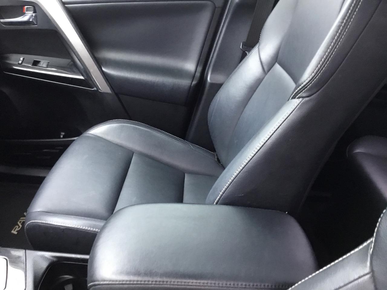 Toyota RAV4 Hybrid Limited 2016