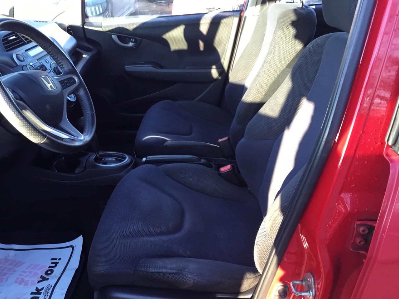 Honda Fit Sport 5-Speed AT 2013