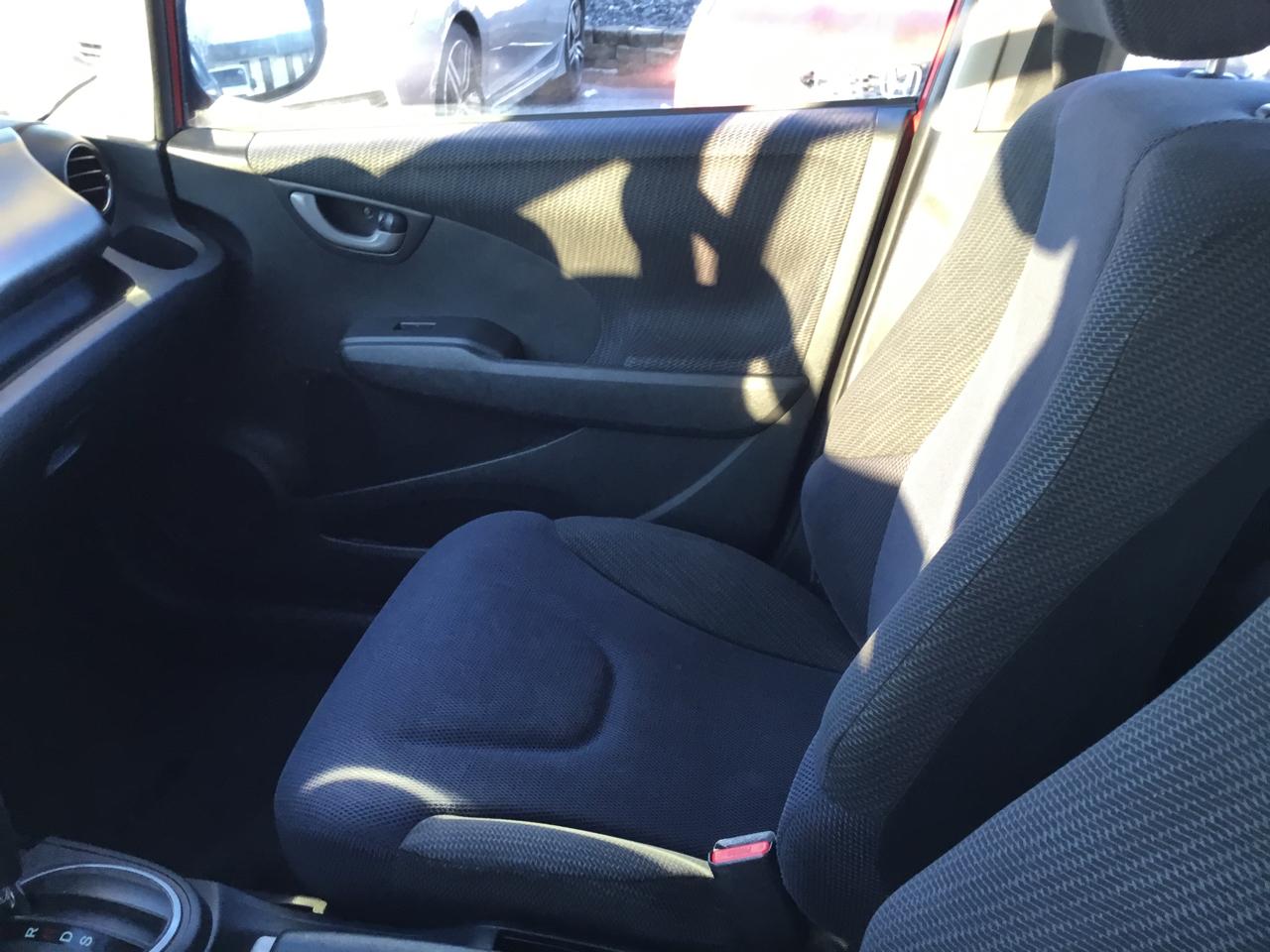 Honda Fit Sport 5-Speed AT 2013