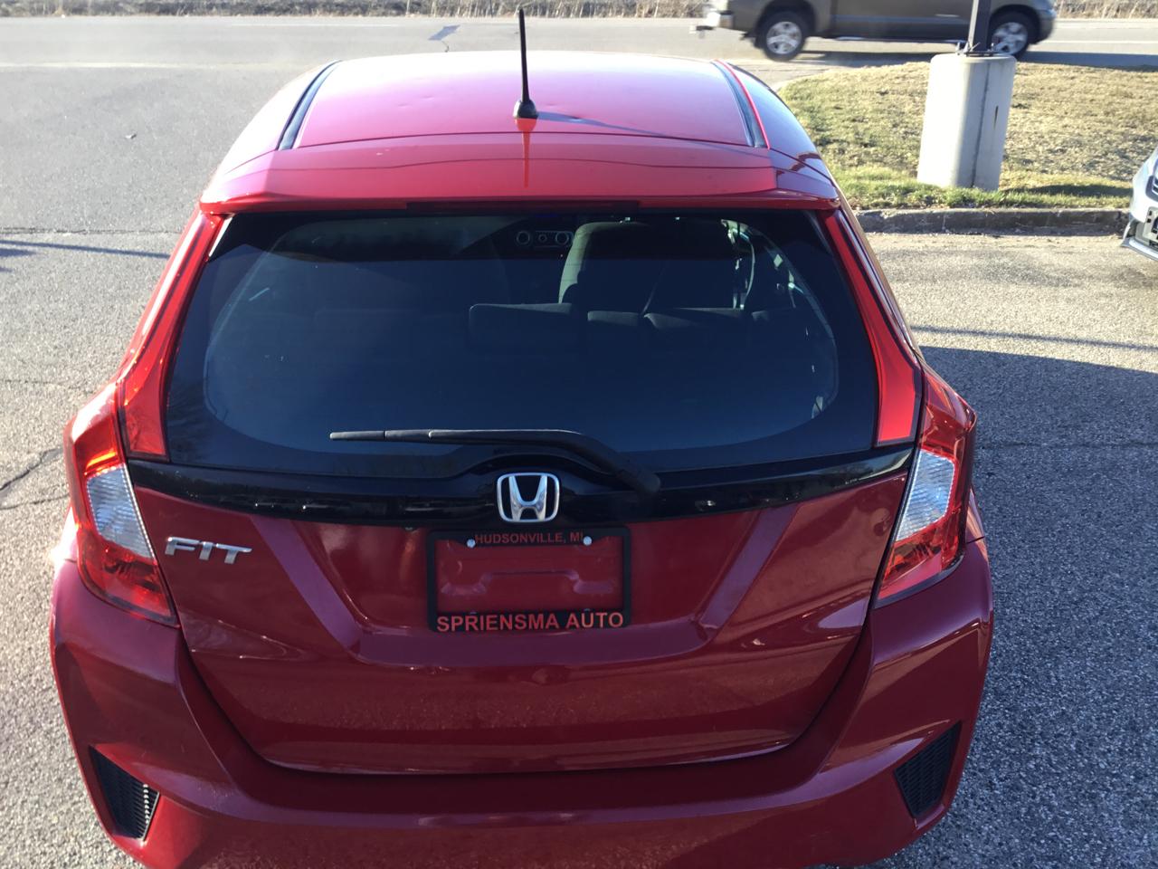 Honda Fit LX 6-Spd MT 2015