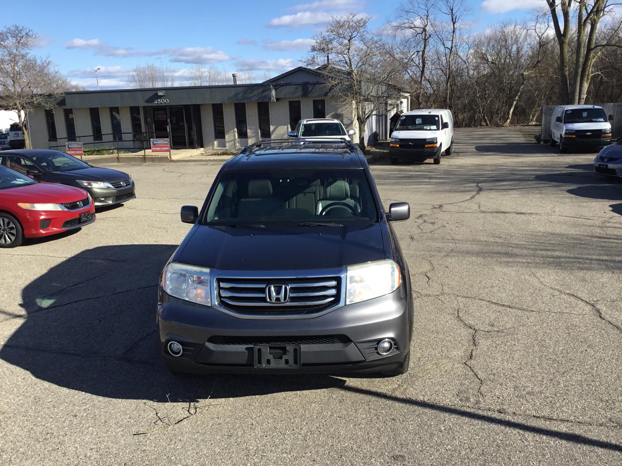 Honda Pilot EX-L 4WD 5-Spd AT with DVD 2014