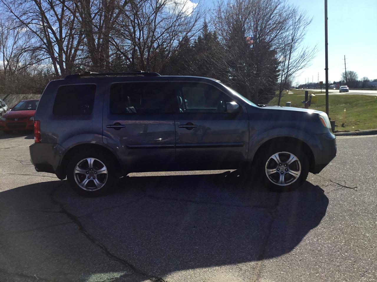 Honda Pilot EX-L 4WD 5-Spd AT with DVD 2014