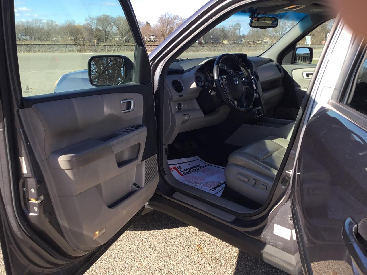 Honda Pilot EX-L 4WD 5-Spd AT with DVD 2014