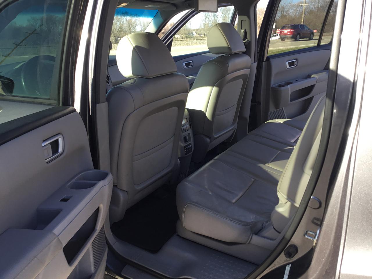 Honda Pilot EX-L 4WD 5-Spd AT with DVD 2014