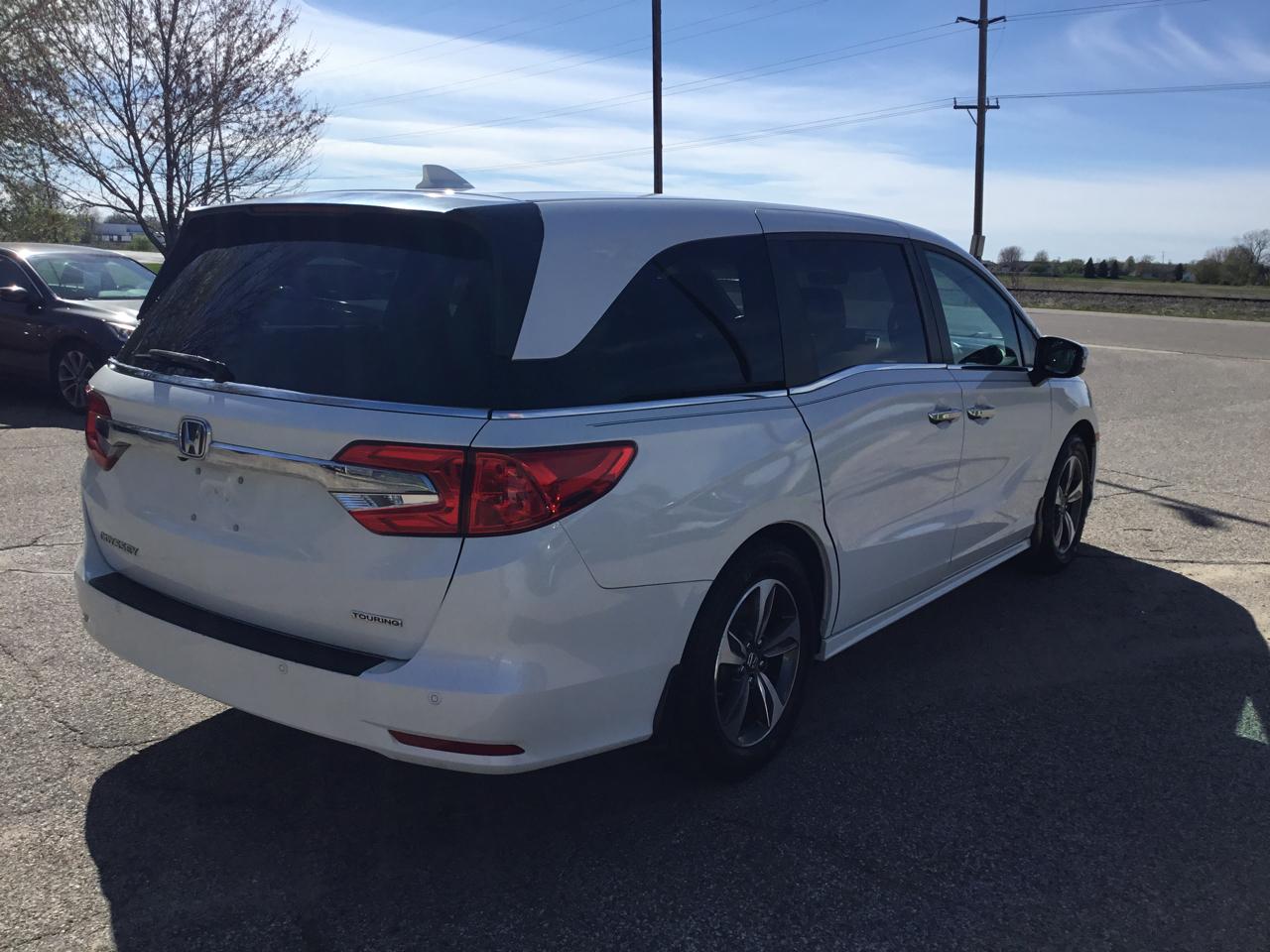 Honda Odyssey Touring Auto 2018