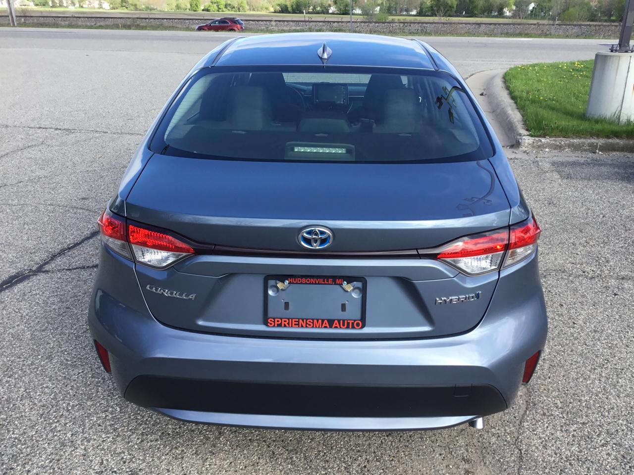 Toyota Corolla Hybrid LE CVT (Natl) 2022