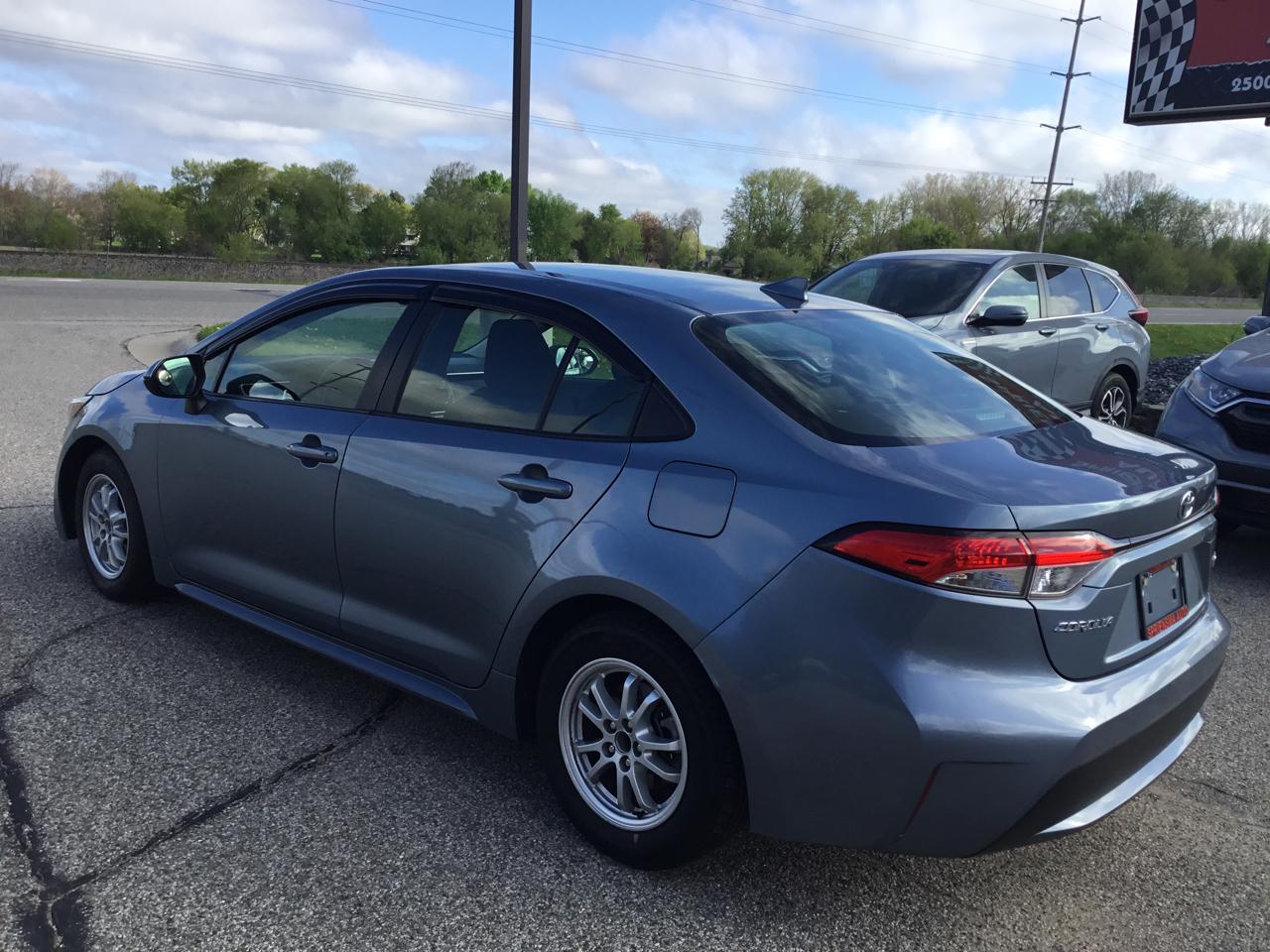 Toyota Corolla Hybrid LE CVT (Natl) 2022