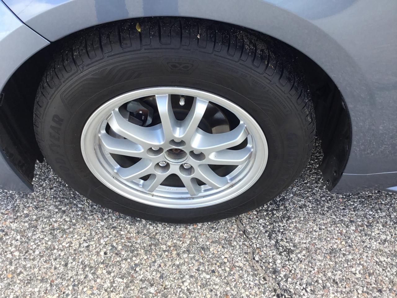 Toyota Corolla Hybrid LE CVT (Natl) 2022