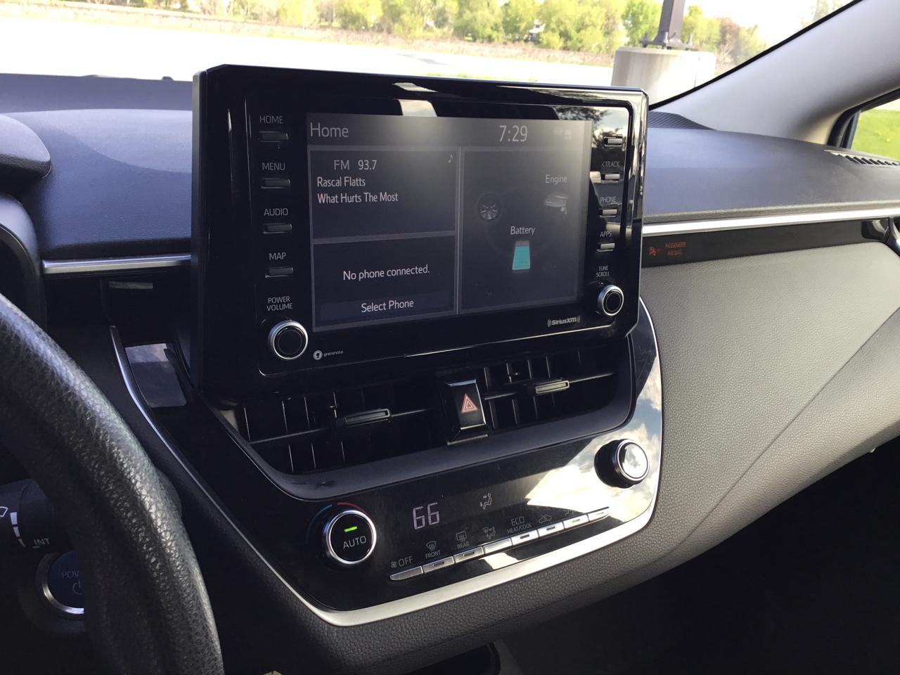 Toyota Corolla Hybrid LE CVT (Natl) 2022