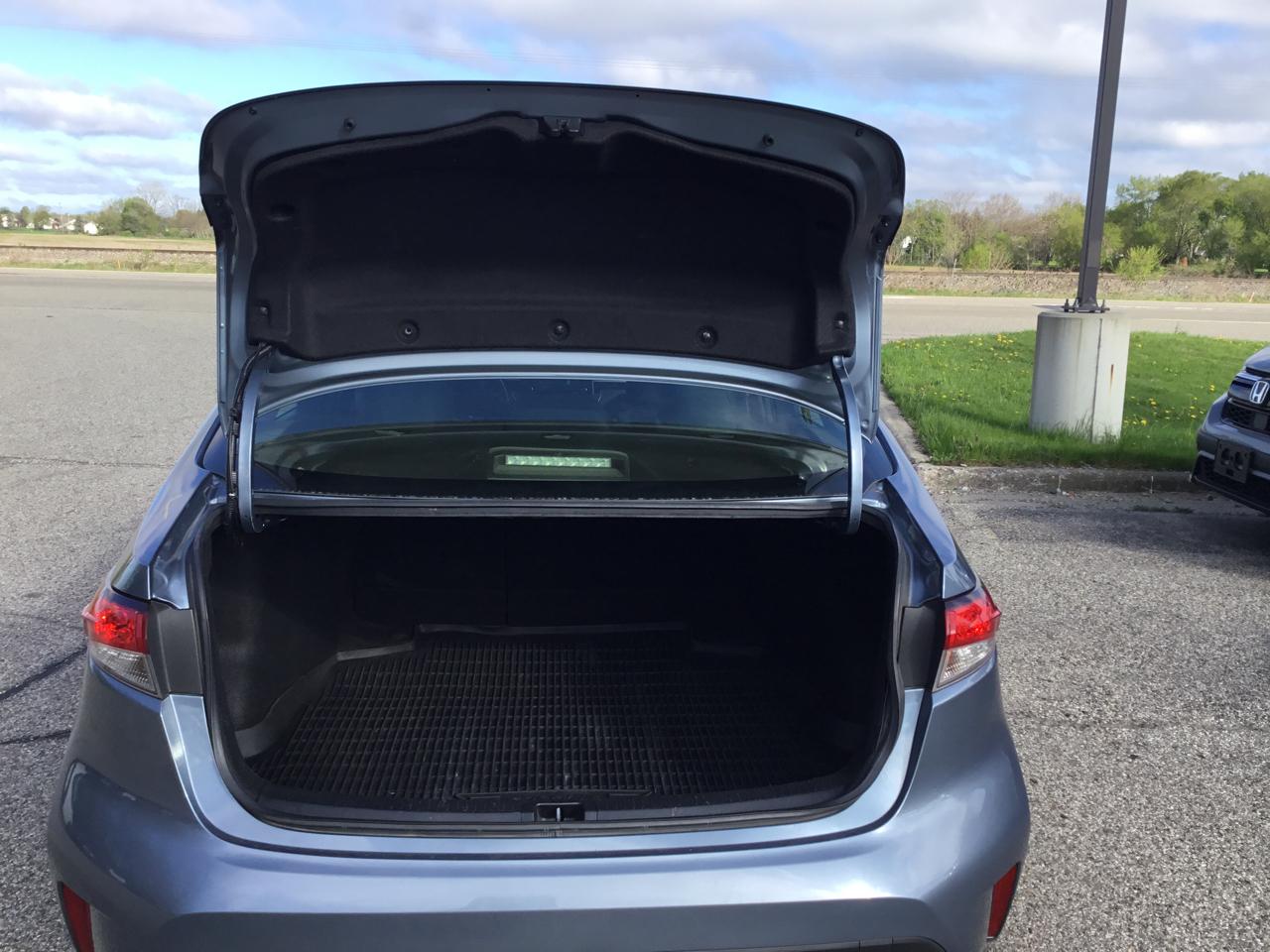 Toyota Corolla Hybrid LE CVT (Natl) 2022
