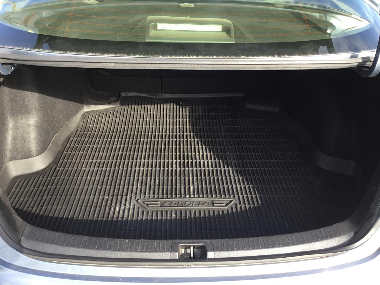 Toyota Corolla Hybrid LE CVT (Natl) 2022