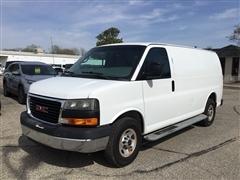 2014 GMC Savana Cargo Van 