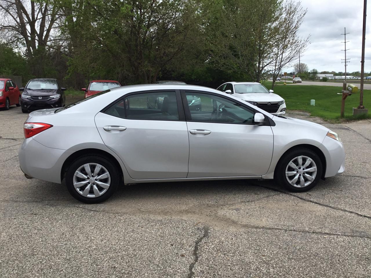 Toyota Corolla 4dr Sdn CVT LE Premium (Natl) 2014