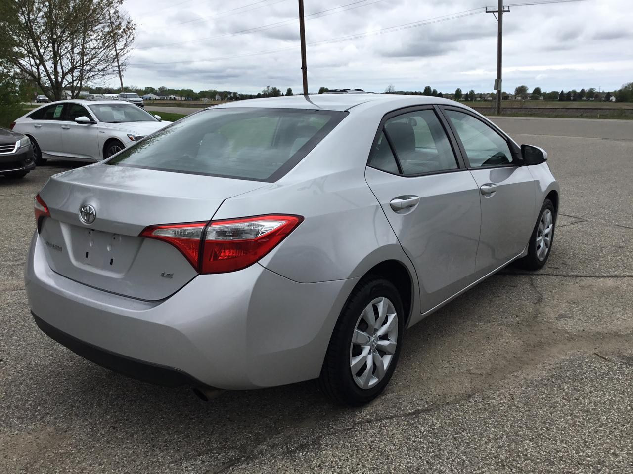 Toyota Corolla 4dr Sdn CVT LE Premium (Natl) 2014