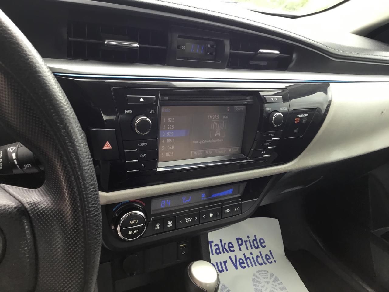 Toyota Corolla 4dr Sdn CVT LE Premium (Natl) 2014