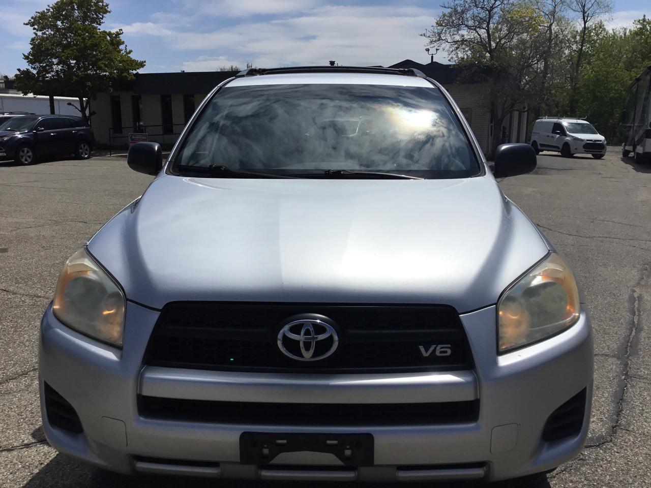 Toyota RAV4 4WD 4dr V6 5-Spd AT (Natl) 2009