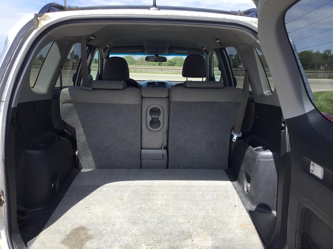 Toyota RAV4 4WD 4dr V6 5-Spd AT (Natl) 2009