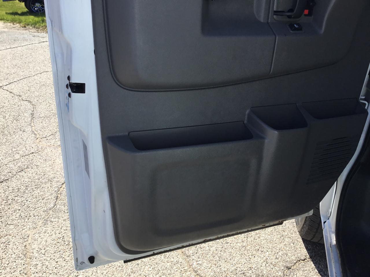 Chevrolet Express Cargo Van RWD 2500 135" 2020