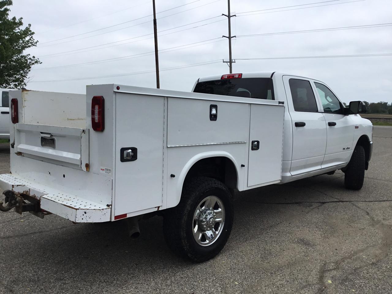 RAM 2500 Tradesman 4x4 Crew Cab 8' Box 2022