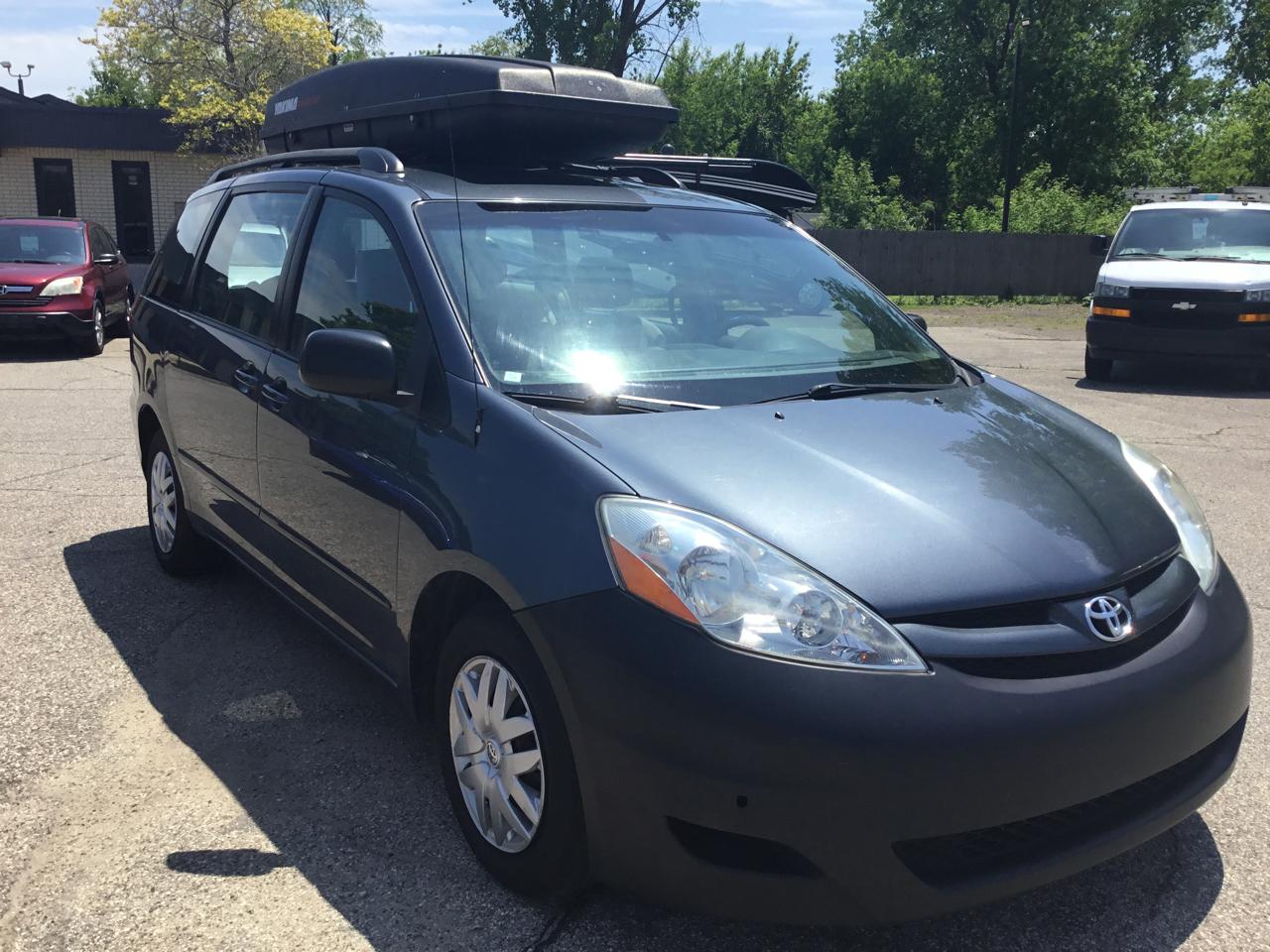 Toyota Sienna CE FWD Cargo Van (Natl) 2006