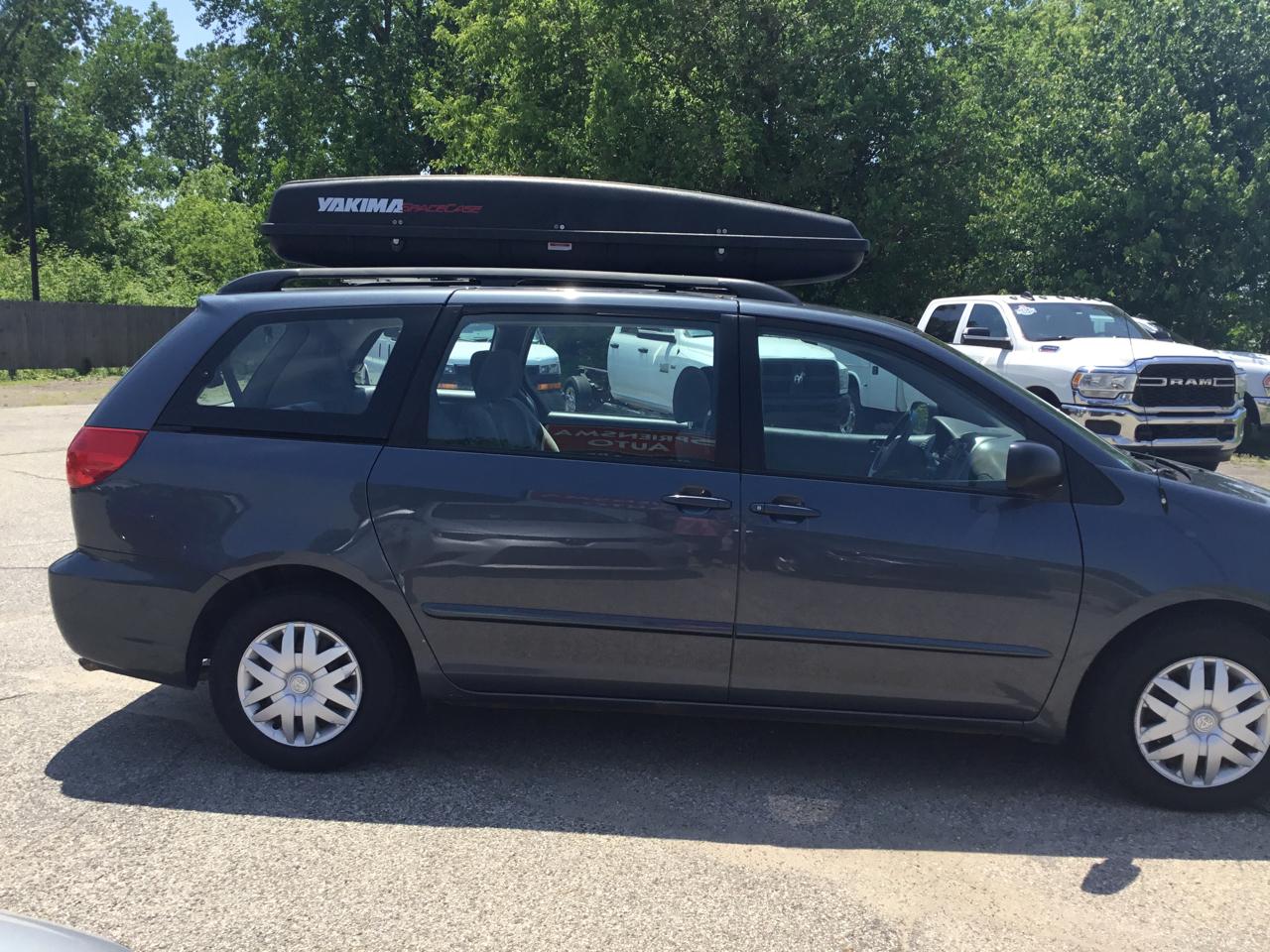 Toyota Sienna CE FWD Cargo Van (Natl) 2006