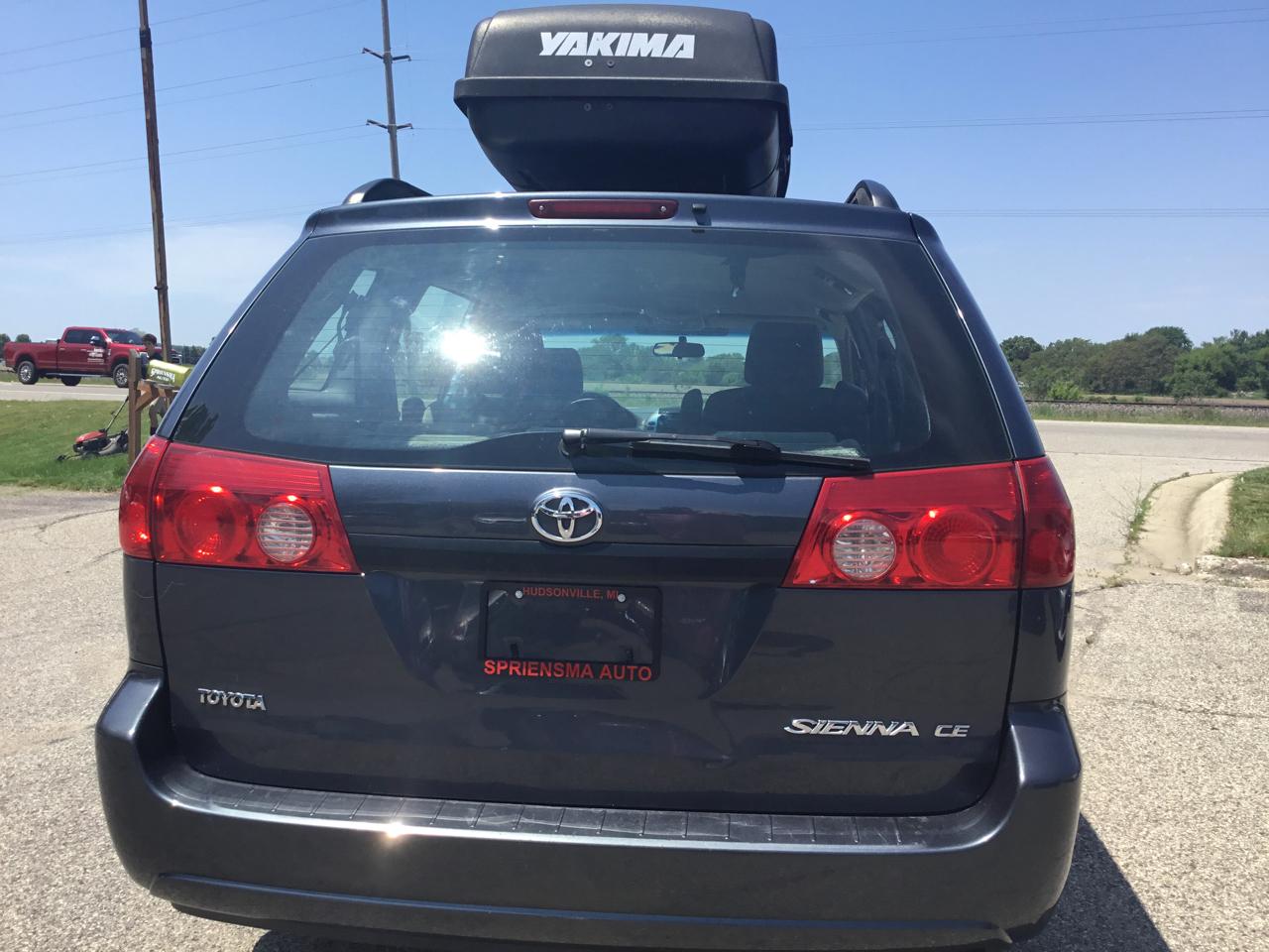 Toyota Sienna CE FWD Cargo Van (Natl) 2006