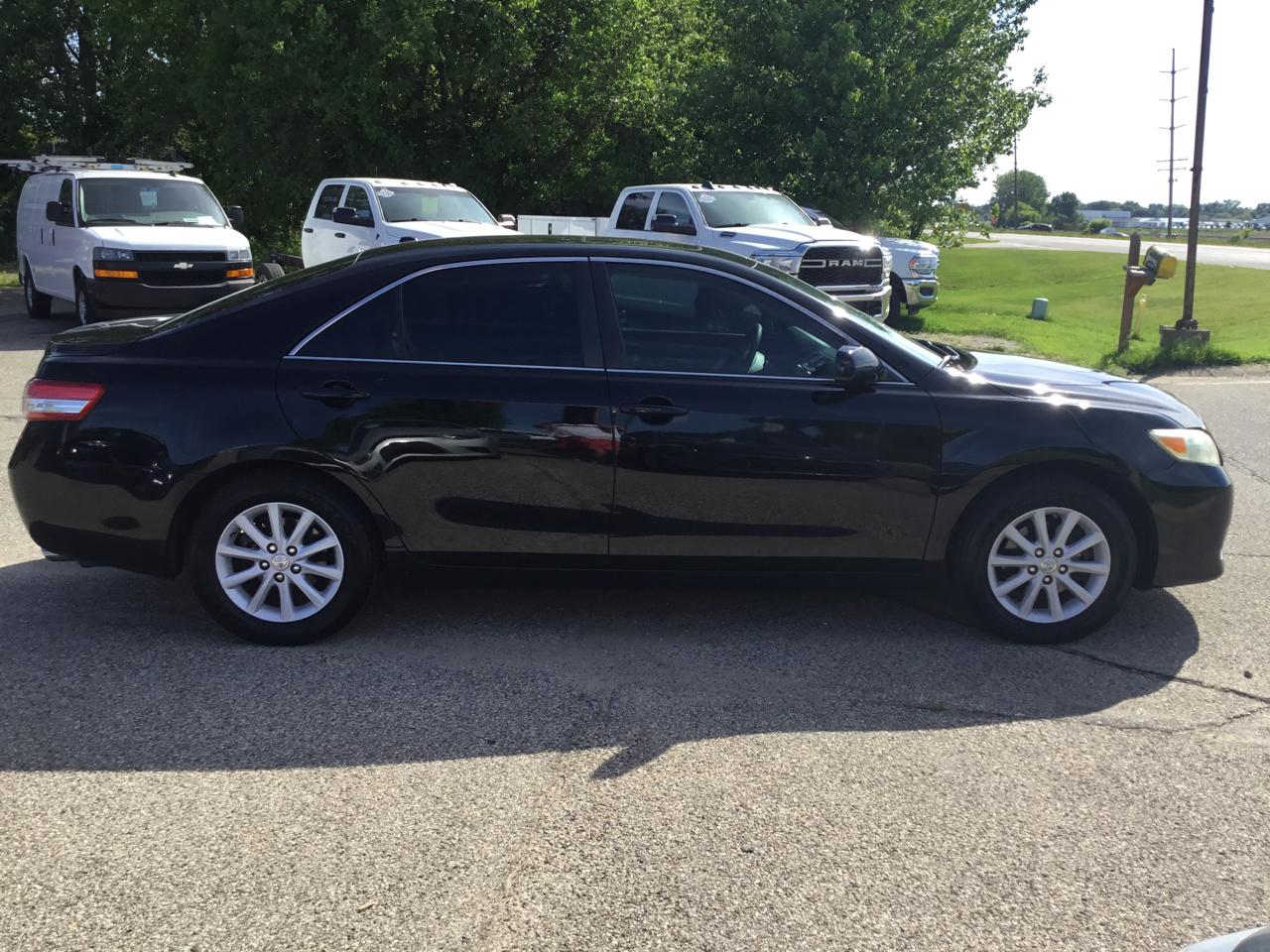 Toyota Camry 4dr Sdn V6 Auto XLE (Natl) 2010