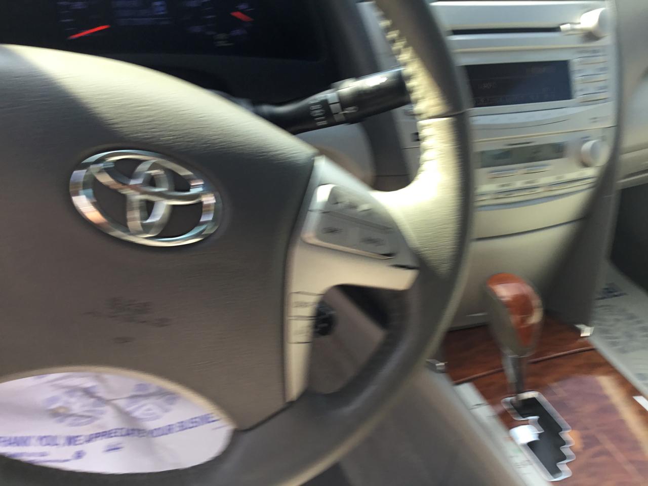 Toyota Camry 4dr Sdn V6 Auto XLE (Natl) 2010