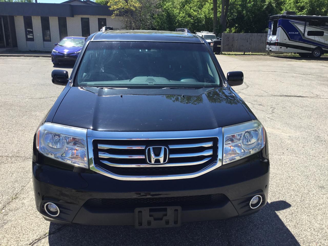 Honda Pilot 4WD 4dr Touring w/RES & Navi 2012
