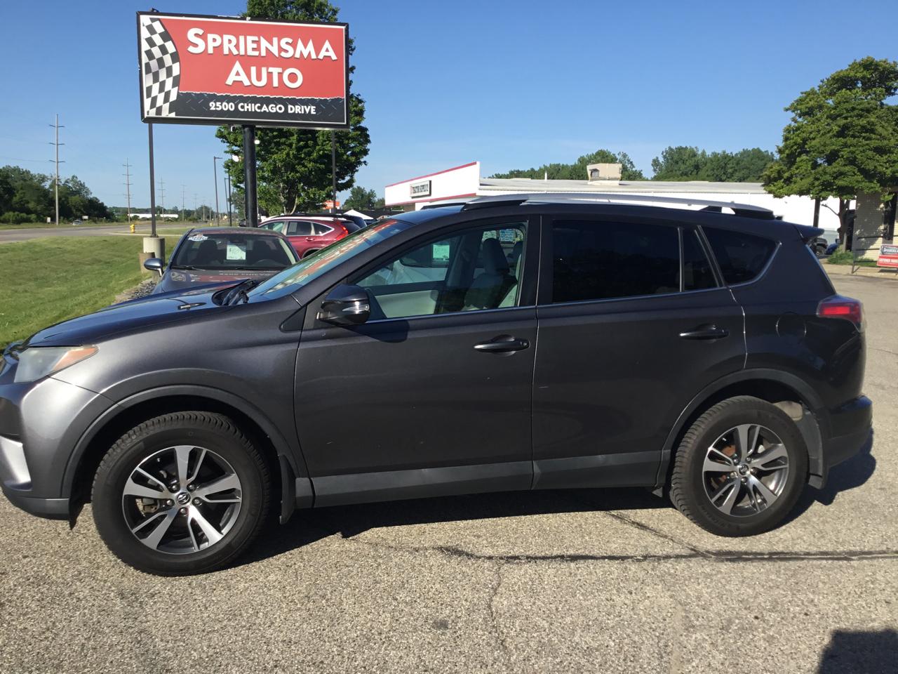 Toyota RAV4 AWD 4dr XLE (Natl) 2016