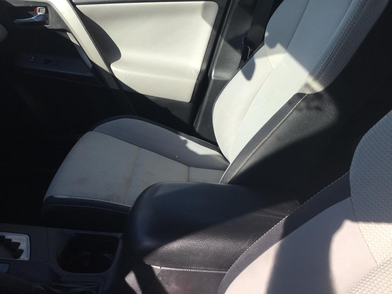 Toyota RAV4 AWD 4dr XLE (Natl) 2016