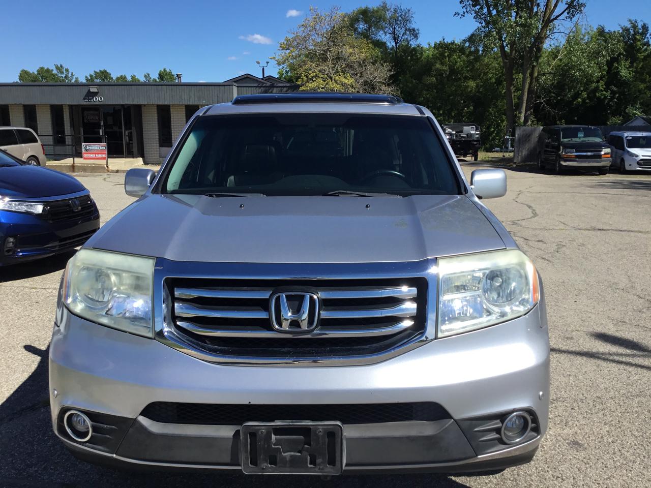 Honda Pilot 4WD 4dr Touring w/RES & Navi 2013