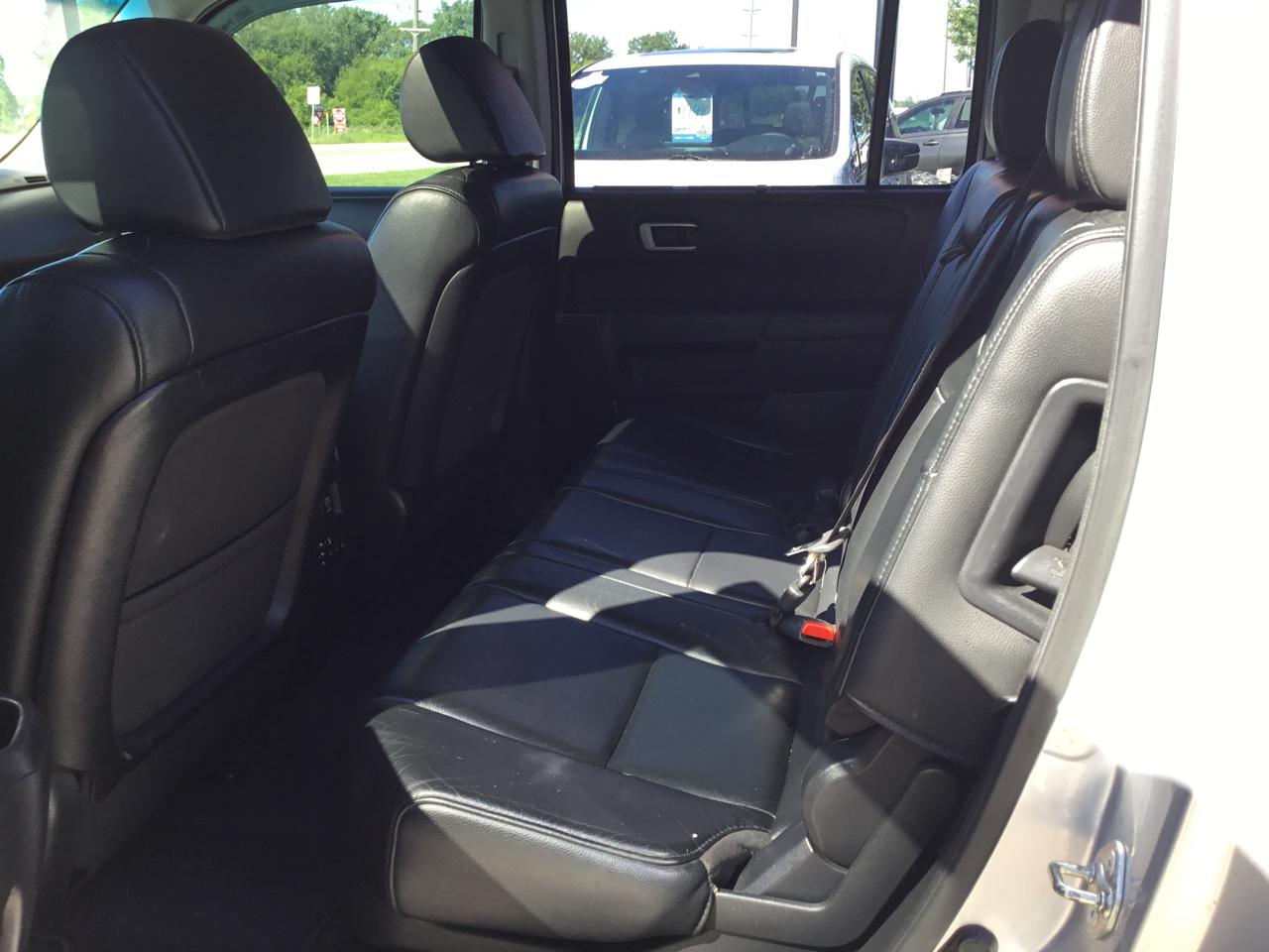 Honda Pilot 4WD 4dr Touring w/RES & Navi 2013