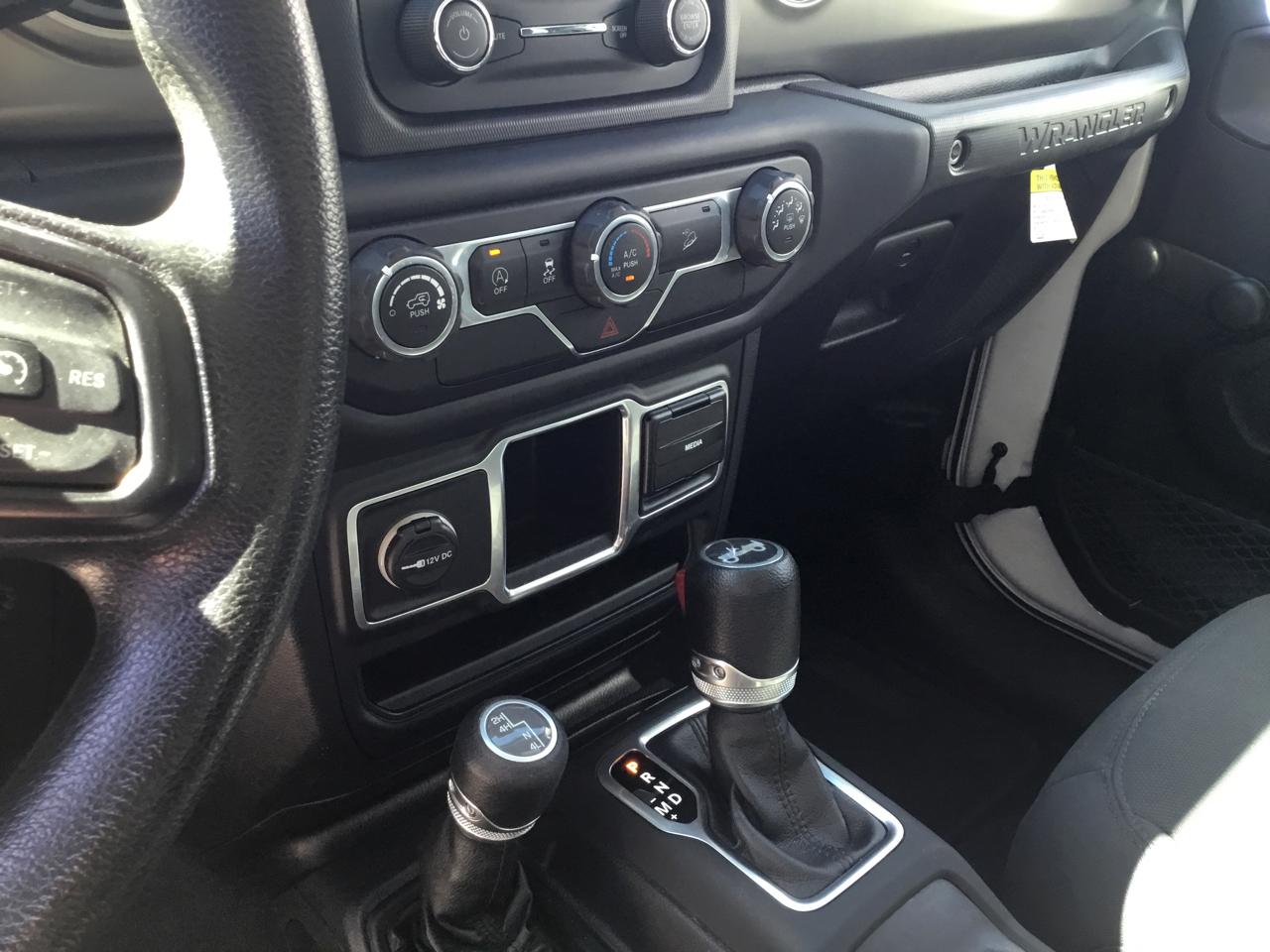 Jeep Wrangler Sport 4x4 2018