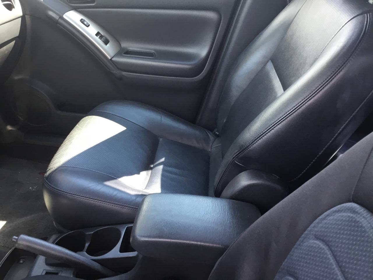 Pontiac Vibe 4dr HB 2005