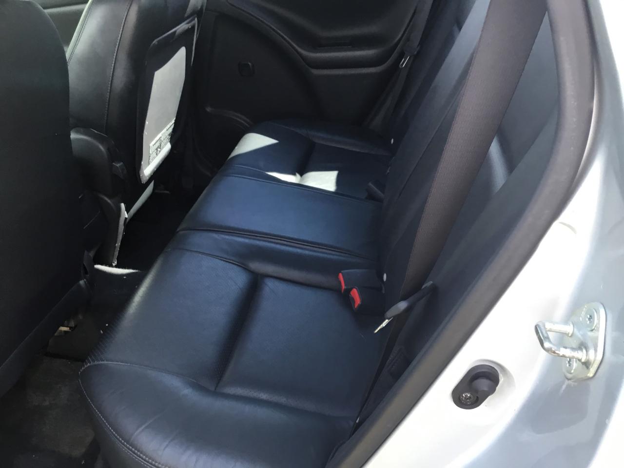 Pontiac Vibe 4dr HB 2005