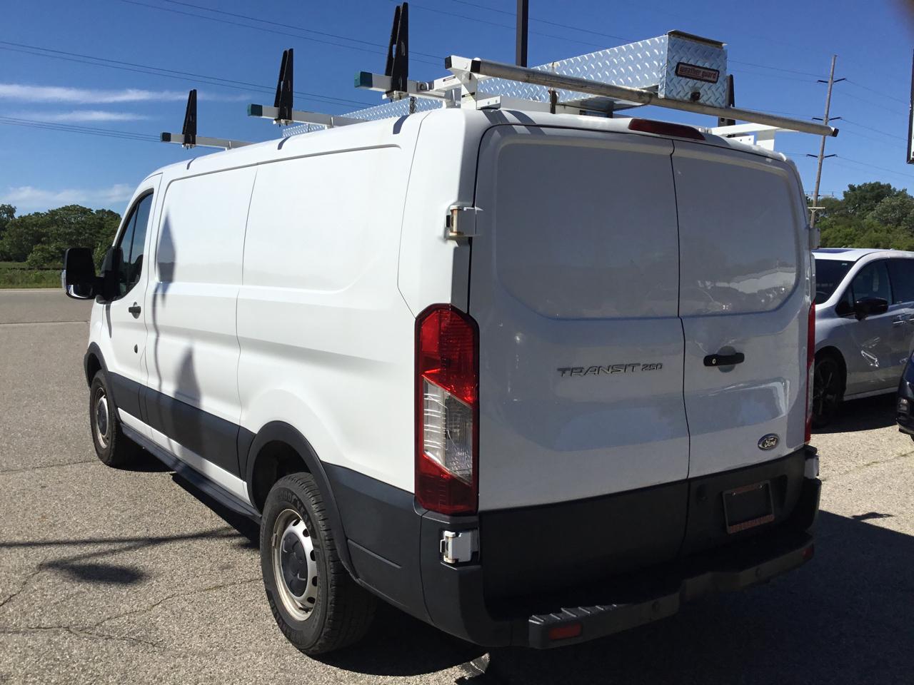 Ford Transit Van T-250 130" Low Rf 9000 GVWR Swing-Out RH Dr 2019