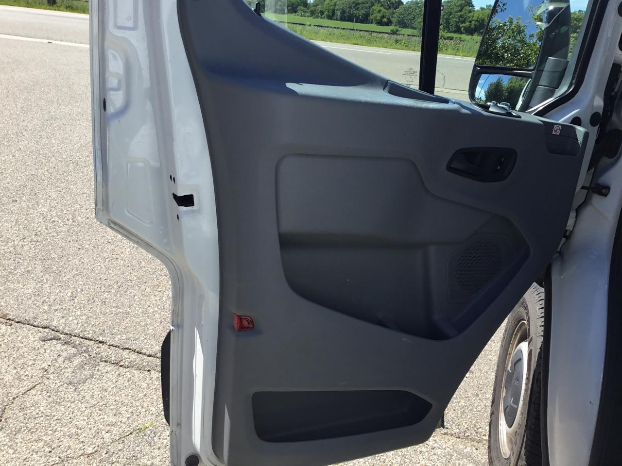 Ford Transit Van T-250 130" Low Rf 9000 GVWR Swing-Out RH Dr 2019