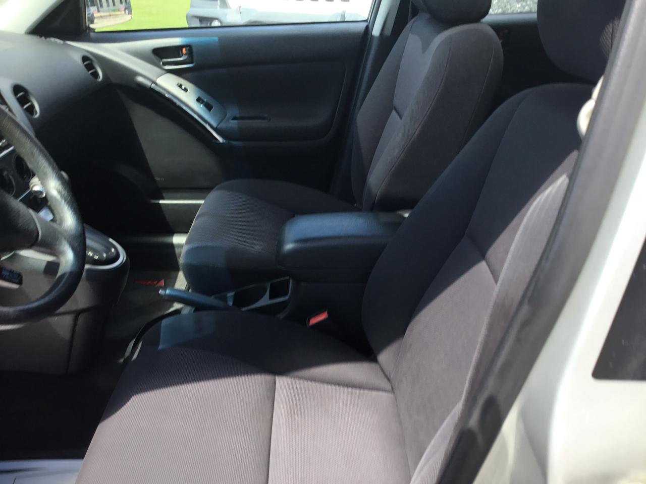 Pontiac Vibe 4dr HB 2003