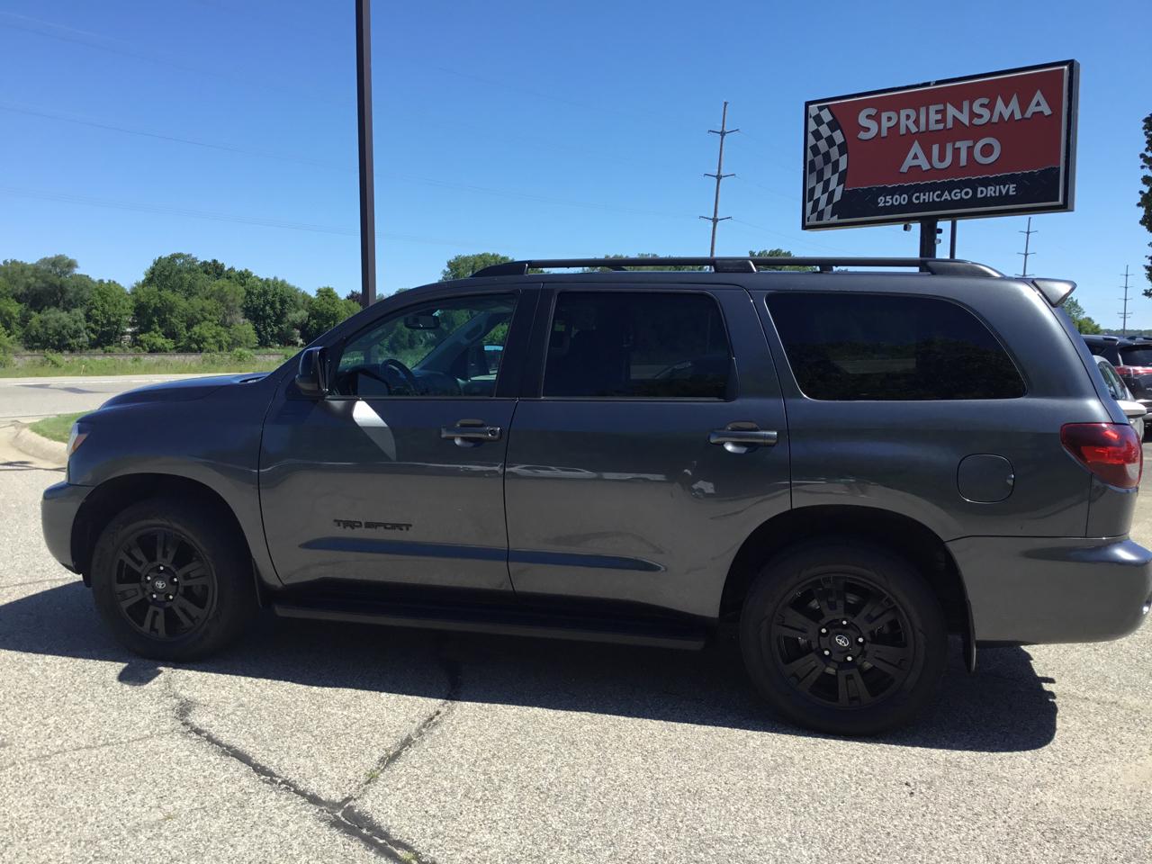 Toyota Sequoia TRD Sport 4WD (Natl) 2019