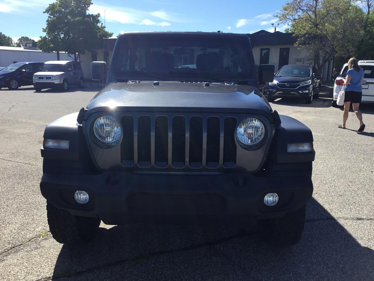 Jeep Wrangler Sport 4x4 2021